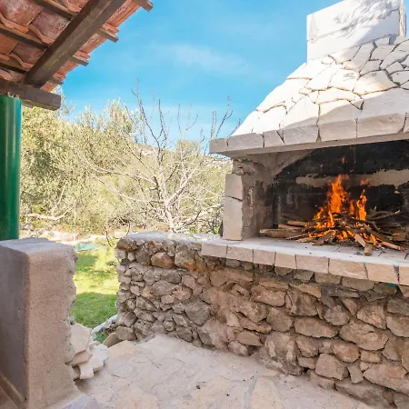 Сasa de vacaciones Comfy In Pasman With Fireplace Kraj (Split)