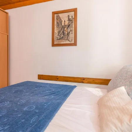 Comfy In Pasman With Fireplace Kraj (Split)