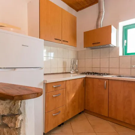 Holiday home Comfy In Pasman With Fireplace Kraj (Split)